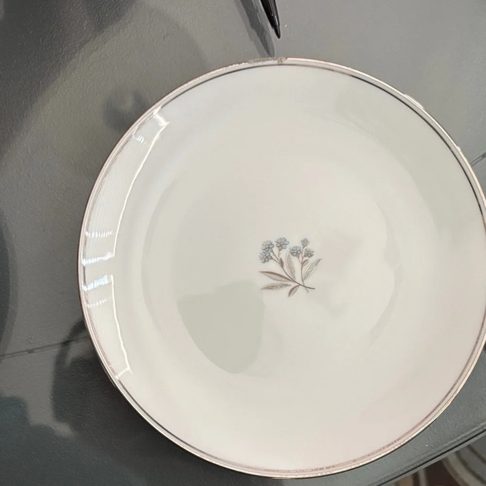 Noritake China Bessie 5788 White with blue flowers bread plates set  of 3 -